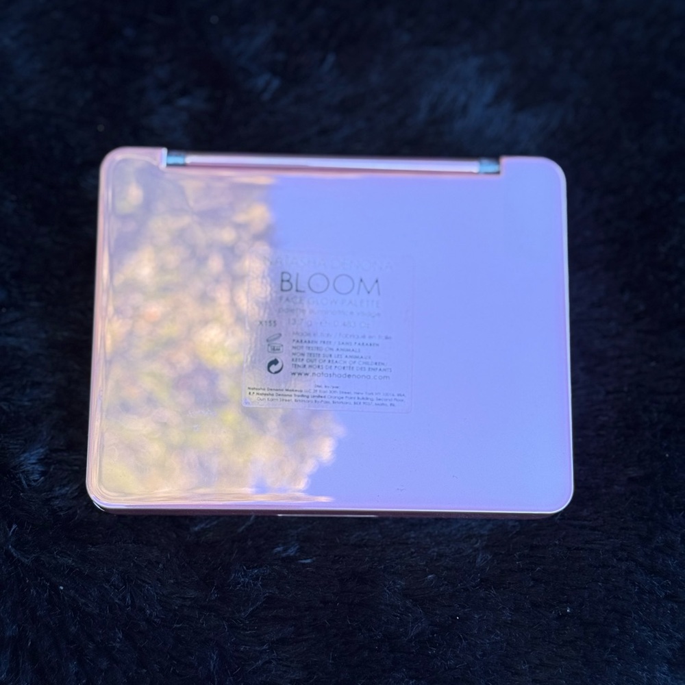 Natasha Denona Bloom Palette in Pink and Gold - Picture 4 of 4